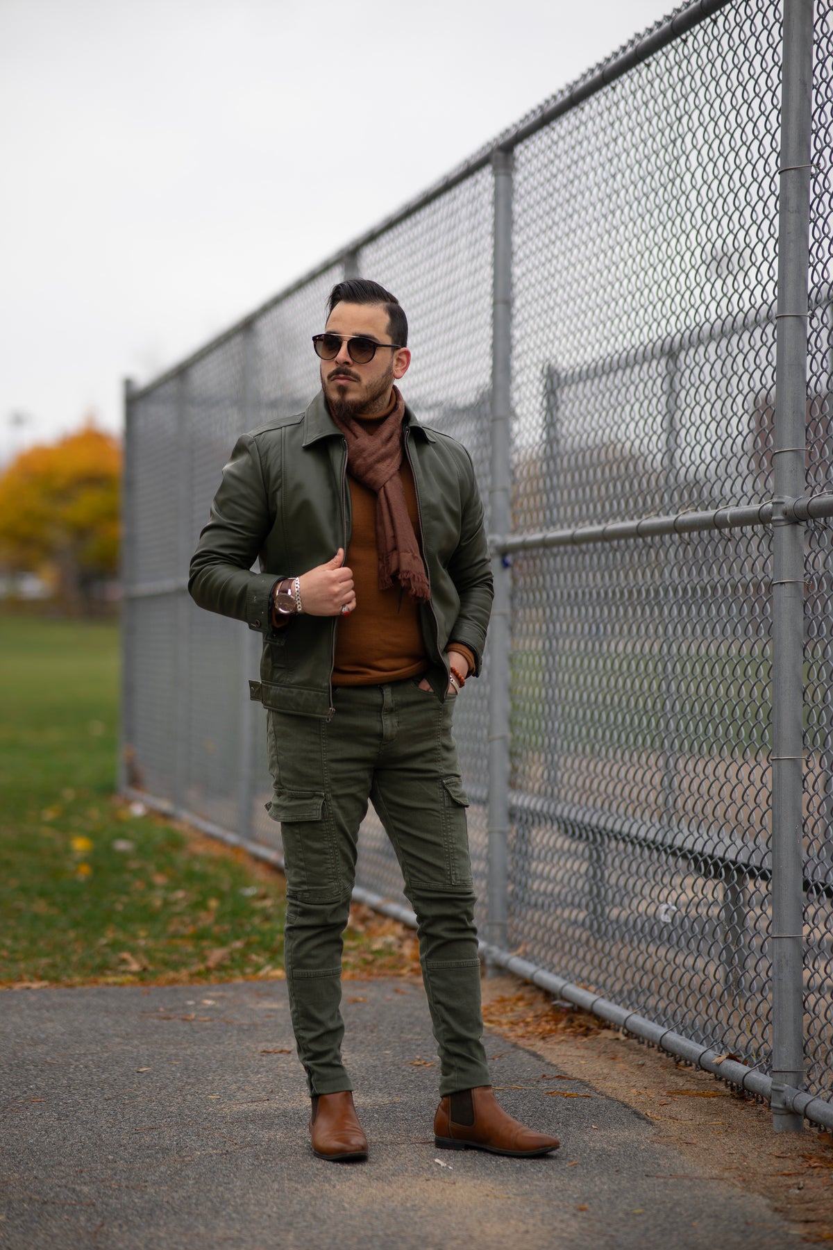 Chaqueta de piel auténtica verde oscuro para el otoño